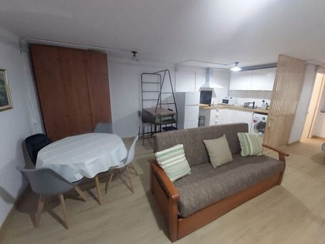 Very spacious apartment for rent in El Guinardó Barcelona.