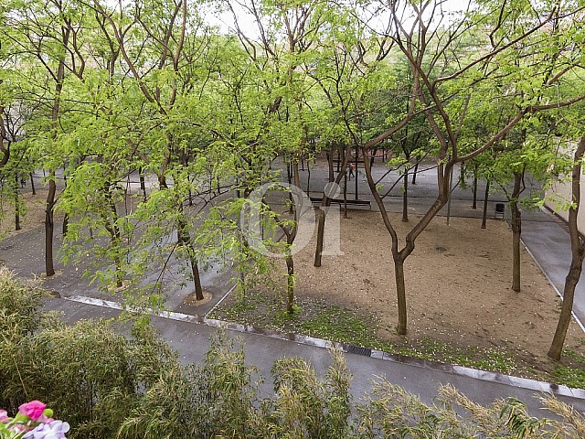 Квартира на продажу в Побленоу