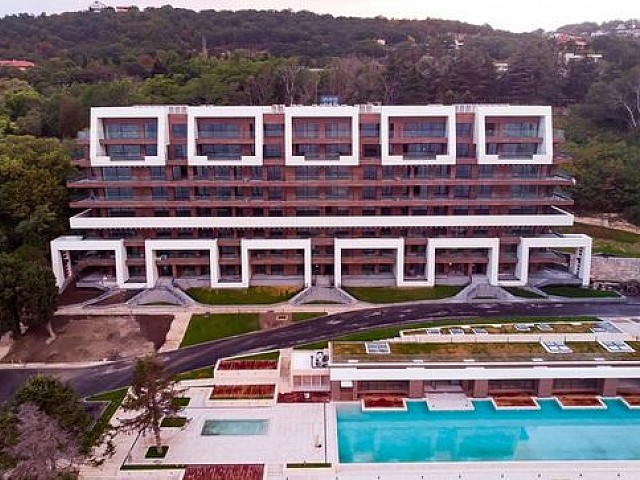 Apartmentkomplex - Hotel zum Verkauf in La Mairena - Málaga