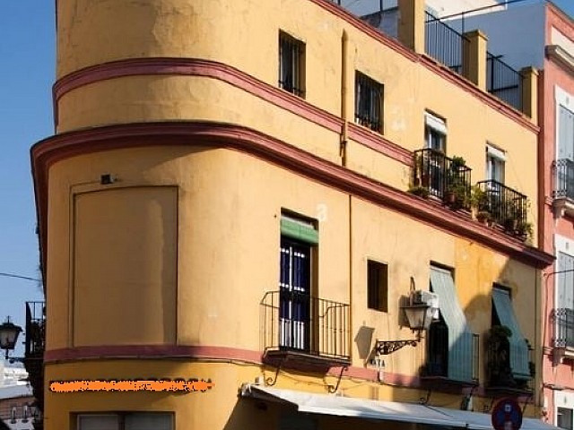Complejo de locales comerciales en venta - Edificio en venta en Benalmádena Costa - Málaga