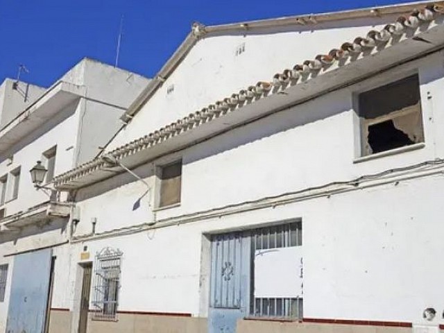 Gebäude - Hotel zum Verkauf in San Pedro de Alcántara - Marbella - Málaga