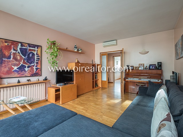 Квартира на продажу в Вила Олимпика