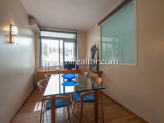 Квартира на продажу в Вила Олимпика