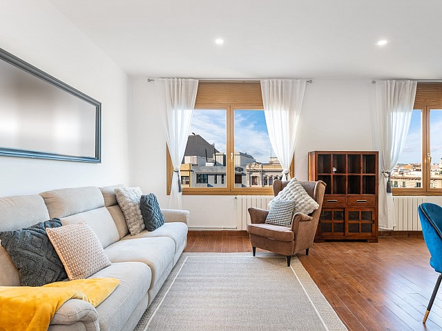 Séjour avec cuisine ouverte du penthouse à L’Antiga Esquerra de l’Eixample, Barcelone — vue 5