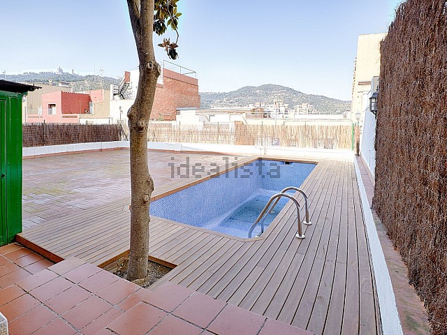 Alquiler de Chalet con piscina en Barcelona