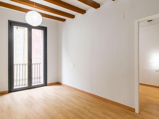 Vivienda en el centro histórico de Barcelona en venta
