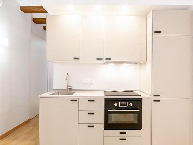 Vivienda en el centro histórico de Barcelona en venta
