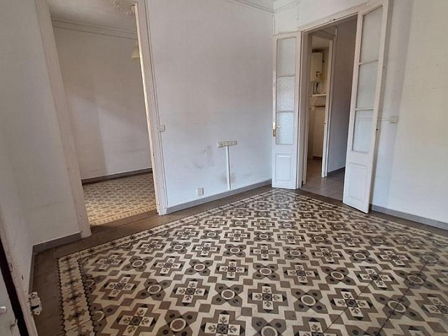 Piso en venta en Carrer de Viladomat, 75, Sant Antoni