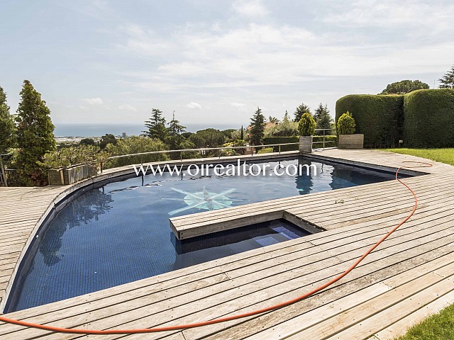Maison individuelle de luxe en vente à Cabrera de Mar, Maresme.