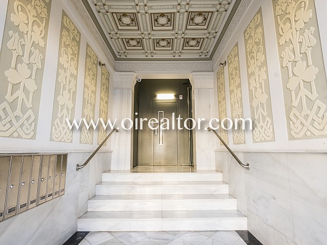 Soleado piso en venta para reformar en Eixample Izquierdo, Barcelona