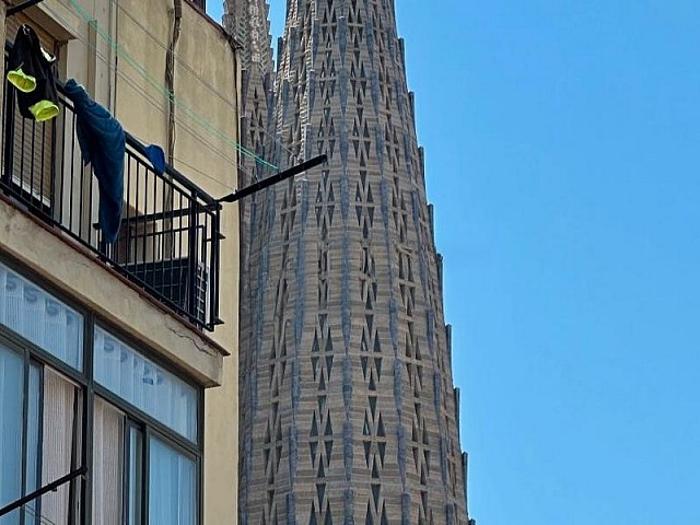 Piso al lado de Sagrada Familia (3)