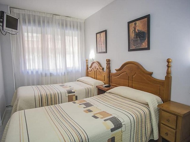 Habitación 1
Hostal 1 estrella en Venta en Mallorca Este