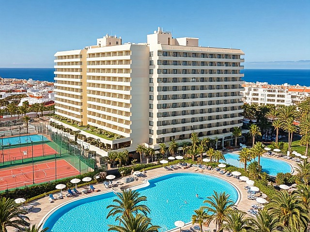 Hotel 4 estrellas en Venta en Tenerife