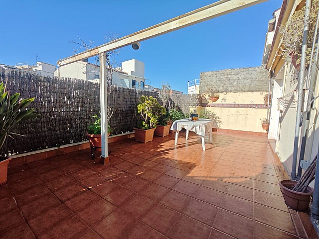 Ático en Bonsom  con gran terraza en venta en Barcelon 